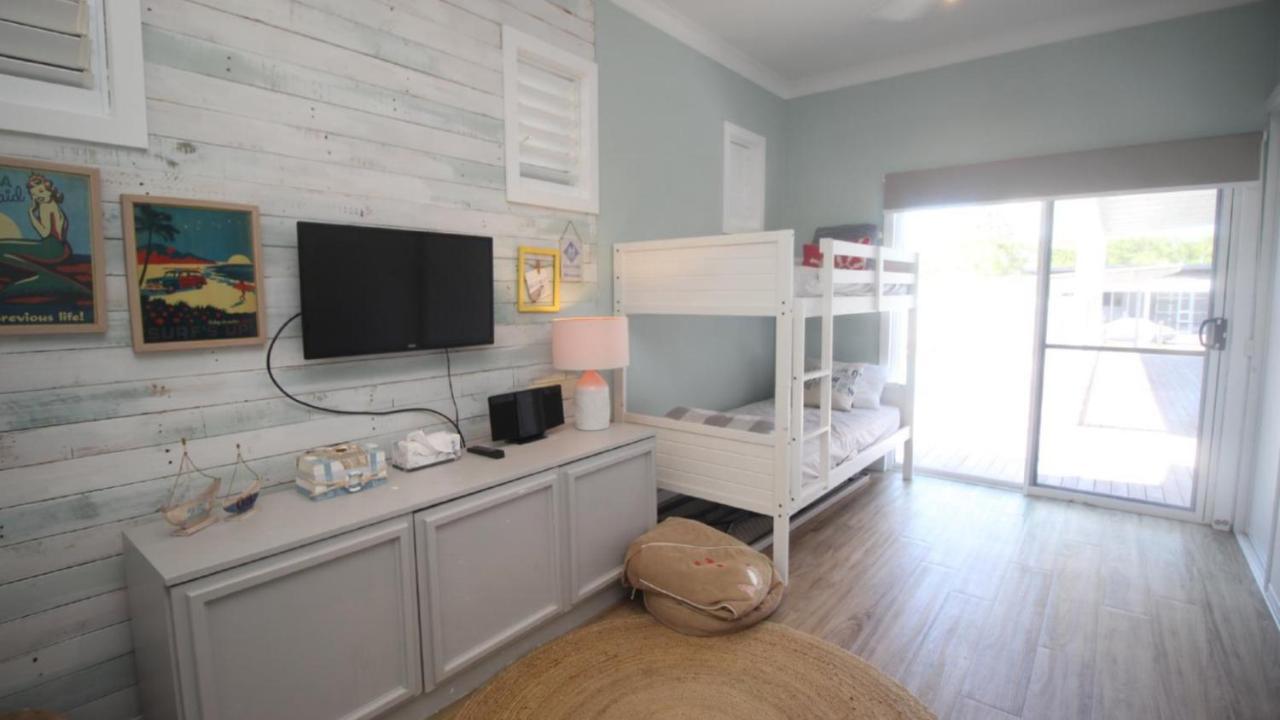 Sandy Toes Beach House Horseshoe Bay Bagian luar foto